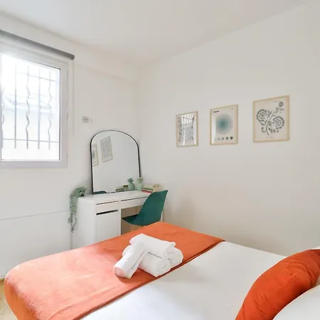 Modern Parisian Retreat Cozy T2 In 02 Appartamento